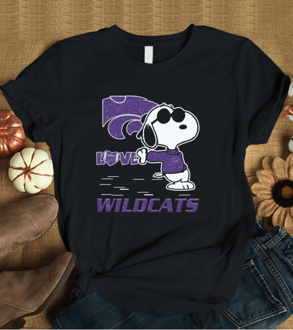 T-Shirt: Snoopy Love Kansas State Wildcats Peanuts T-Shirt Snoopy Love Kansas State Wildcats Peanuts T-Shirt
