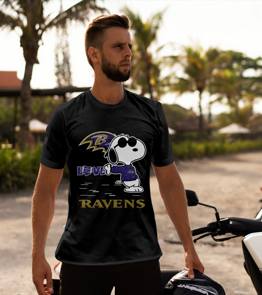 Snoopy Love Baltimore Ravens NFL Football Ravens T-Shirt