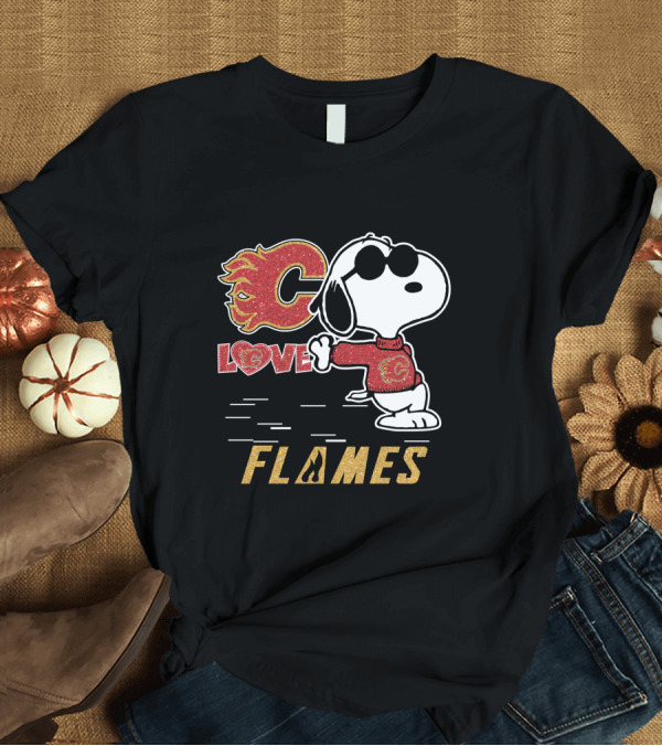 T-Shirt: Snoopy Love Calgary Flames Peanuts Logo Cartoon T-Shirt Snoopy Love Calgary Flames Peanuts Logo Cartoon T-Shirt