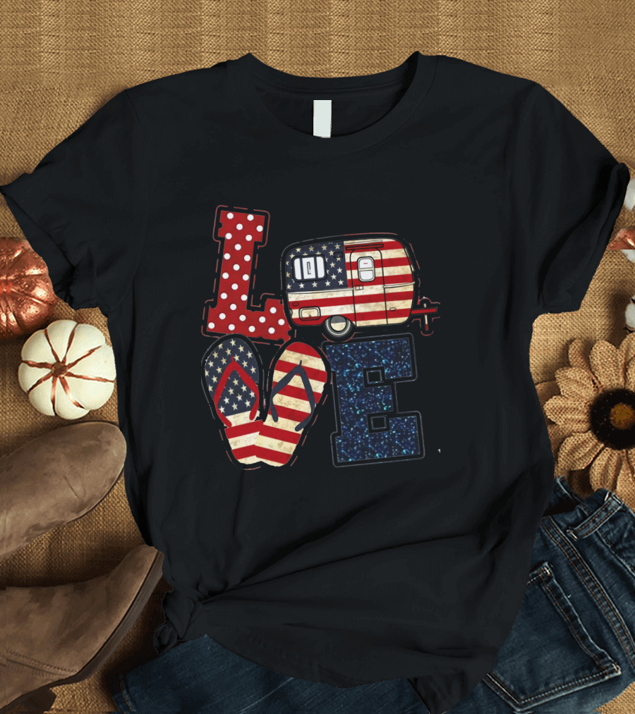 Love Bigfoot Camping USA Camper T-Shirt