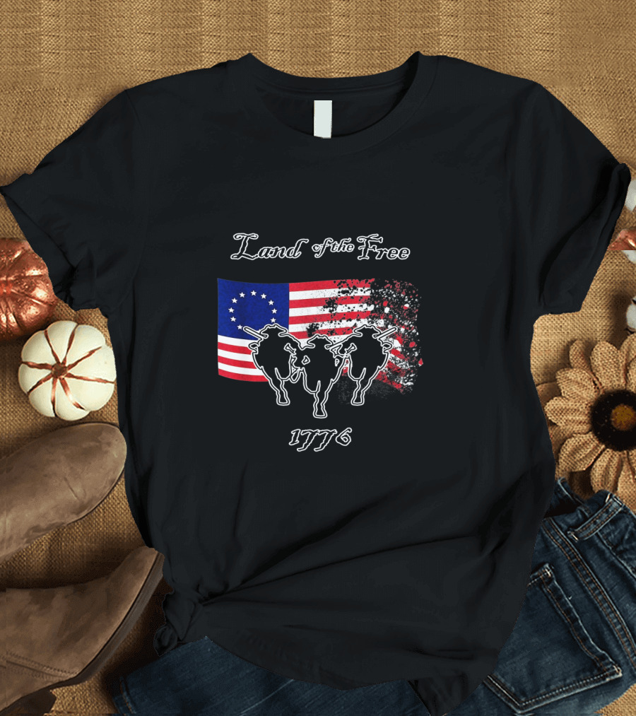 Land of the Free Betsy Ross Flag 1776 with Revolutionary Riders T-Shirt
