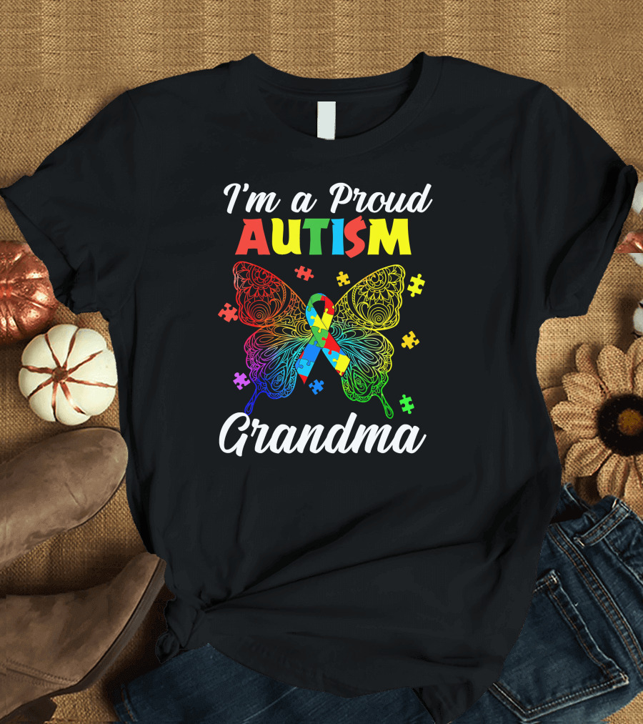 I'm A Proud Autism Grandma Butterfly Puzzle T-Shirt