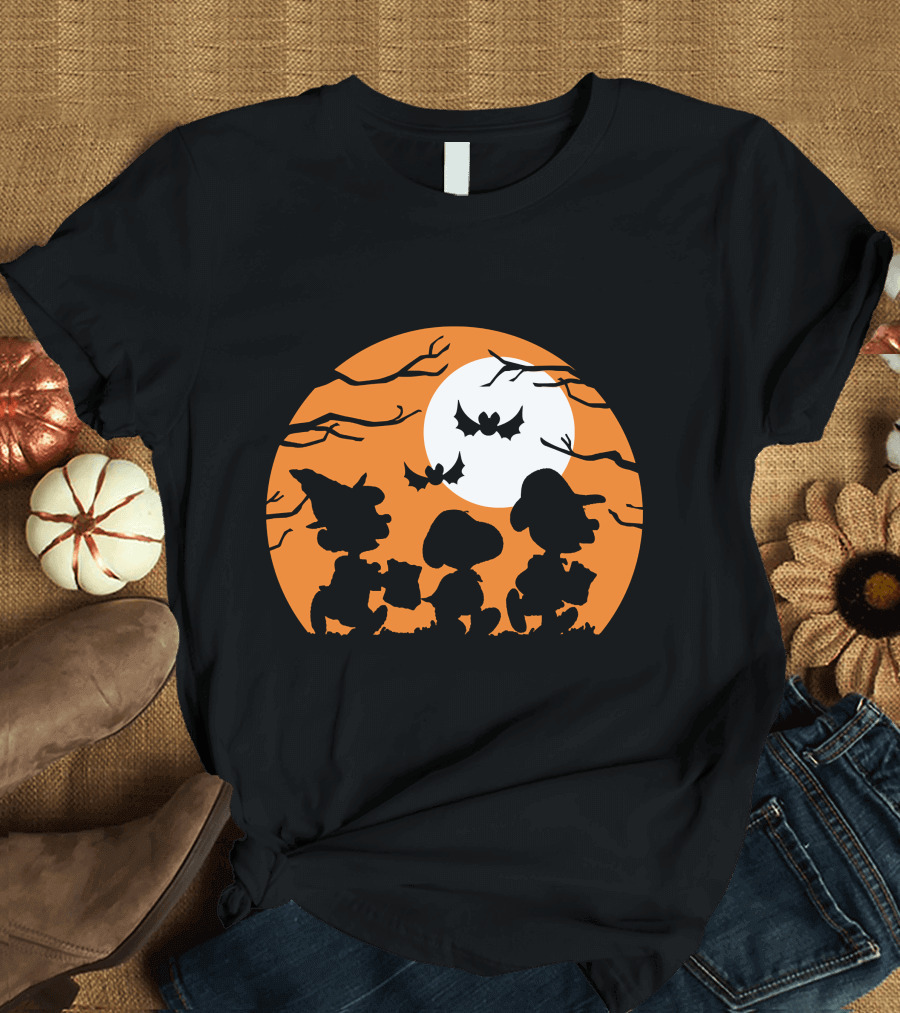 Peanuts Halloween Trick Or Treat Moonlit Bats T-Shirt