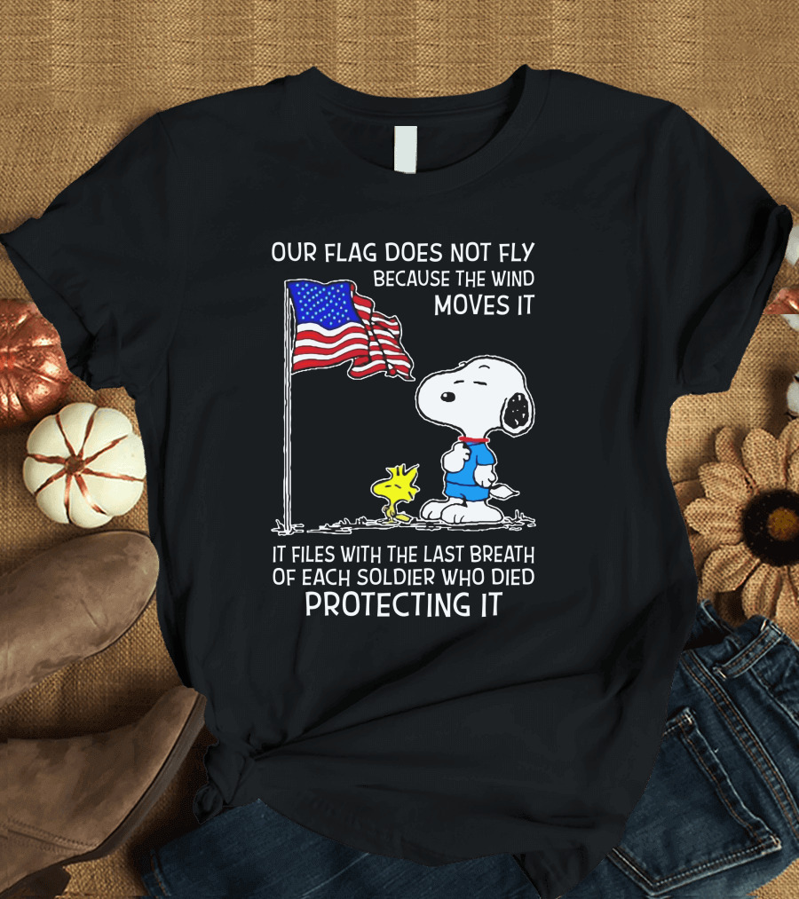 Snoopy and Woodstock with American Flag Tribute to Soldiers T-Shirt