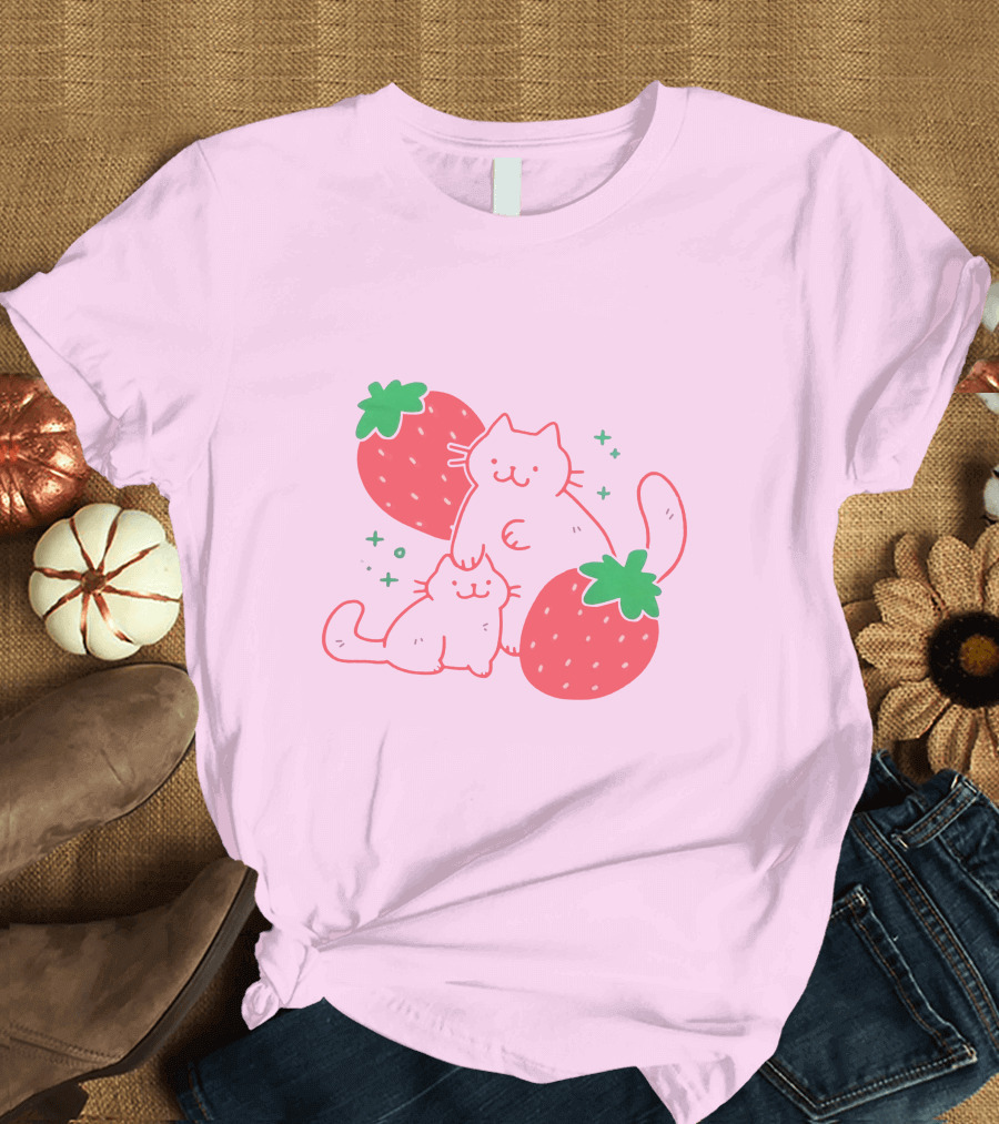 Crowlines Shop Strawberry Cat and Kitten with Stars and Strawberries T-Shirt