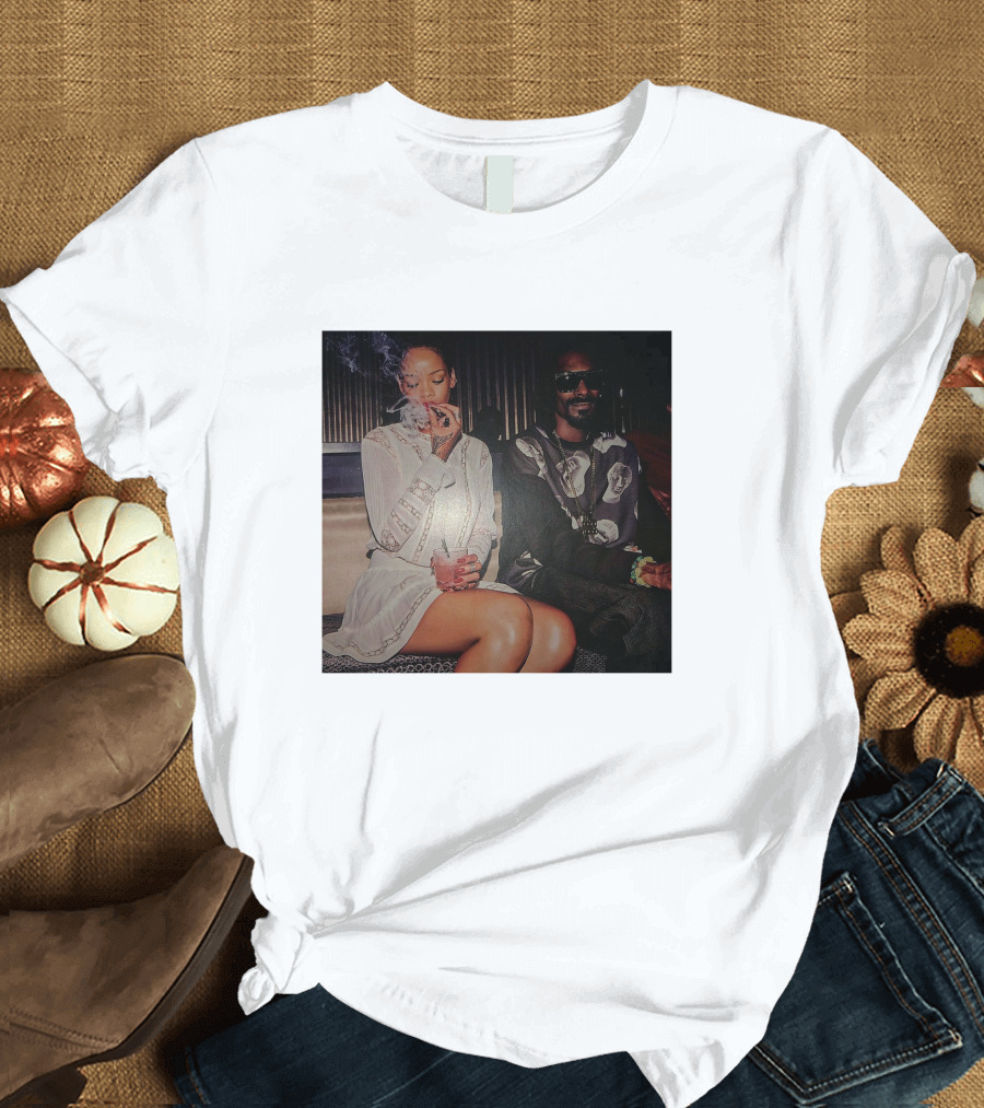 Rihanna Snoop Dogg Fenty Smoky Moment T-Shirt