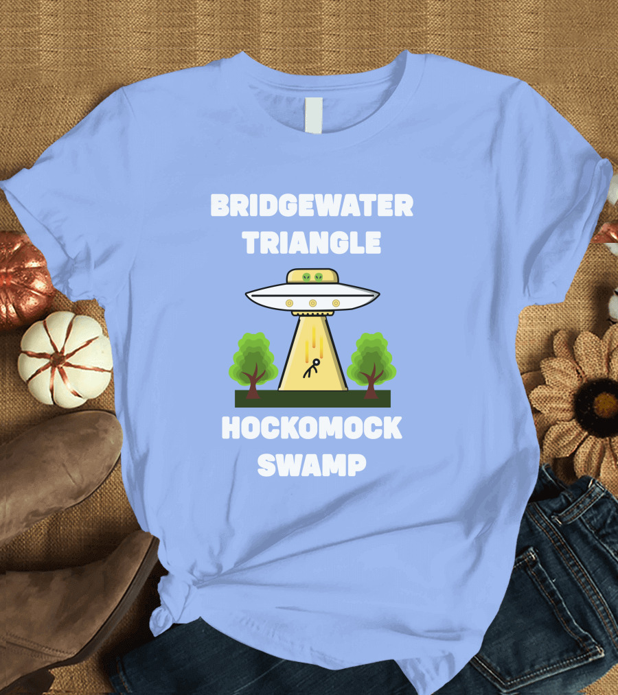 Bridgewater Triangle Hockomock Swamp UFO Alien Abduction Scene T-Shirt