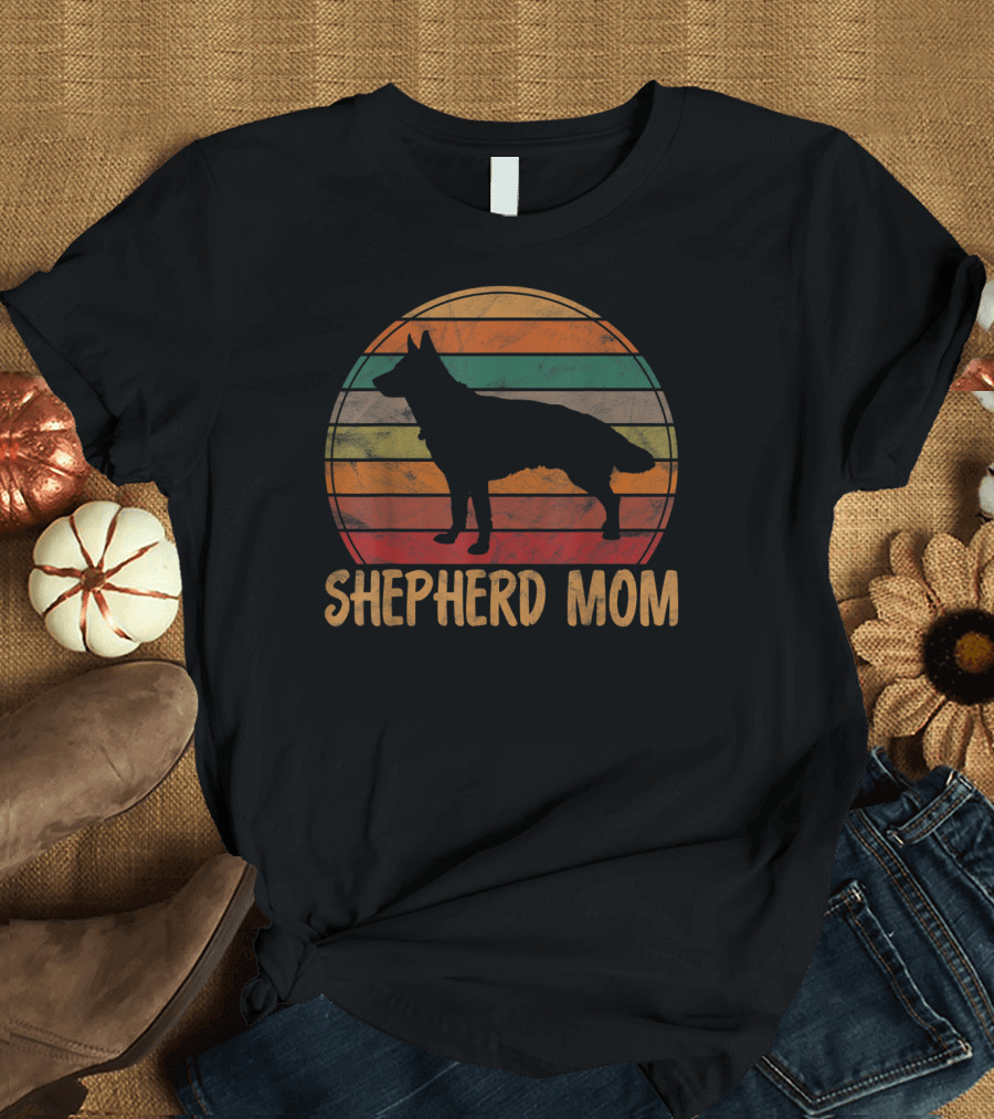 Retro Shepherd Mom Vintage Dog T-Shirt
