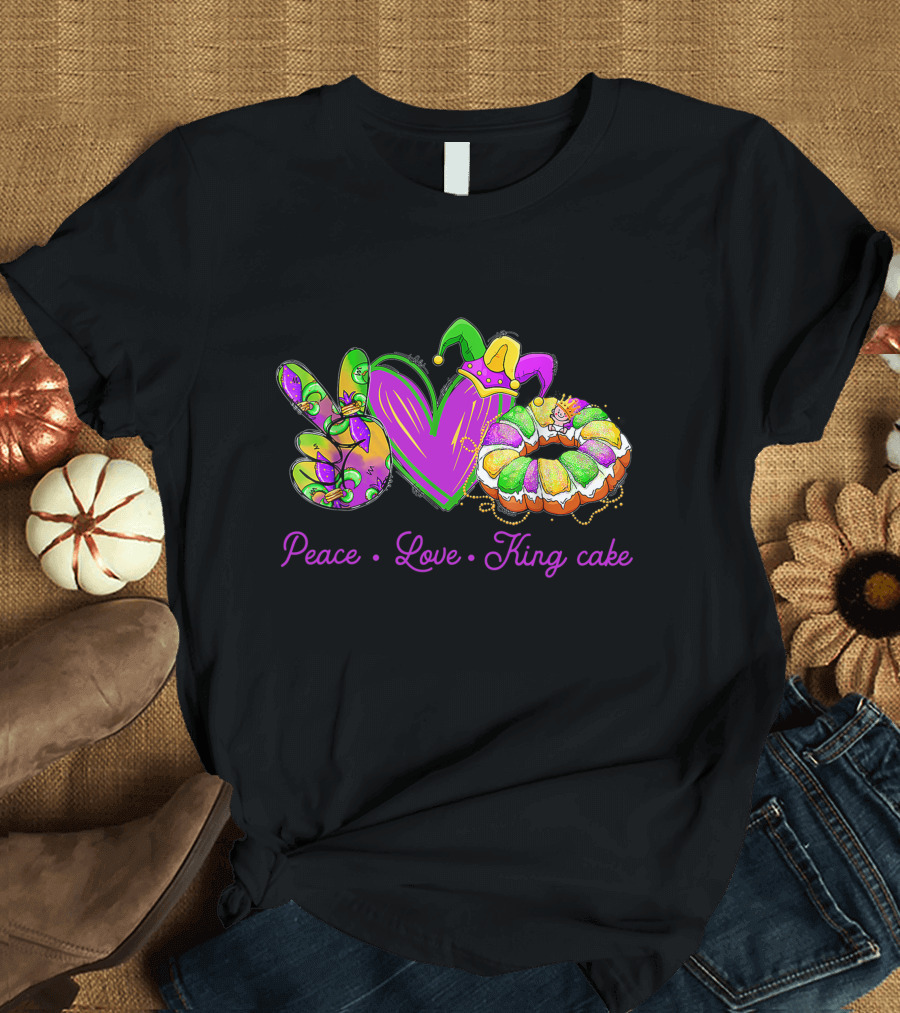 Peace Love King Cake Funny Mardi Gras Party Carnival Icons T-Shirt