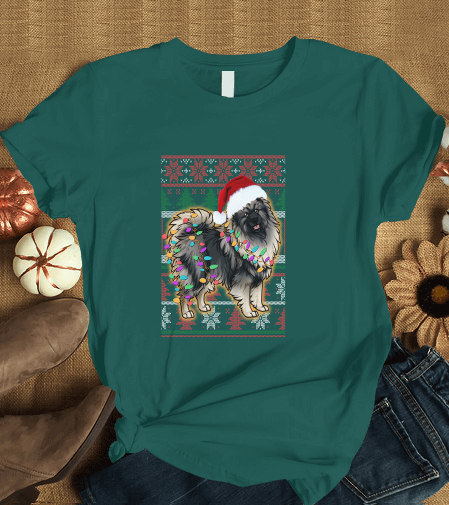 Keeshond Christmas Santa Hat and Lights Festive T-Shirt