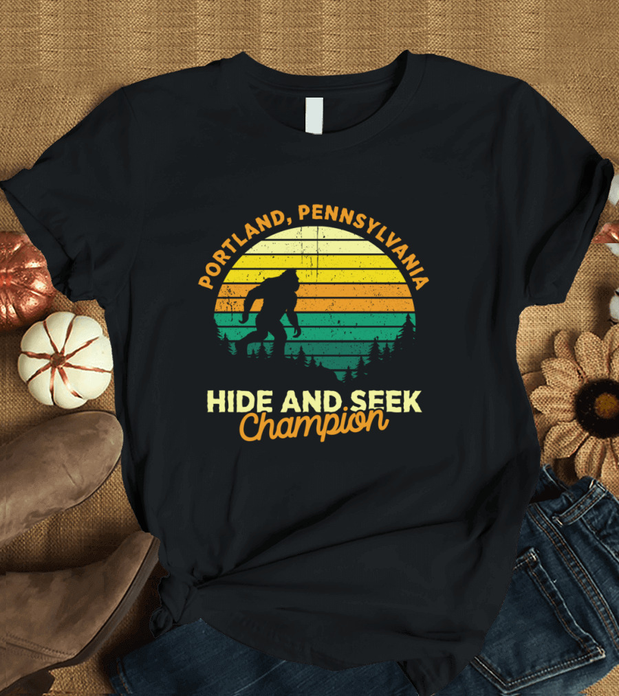 Portland Pennsylvania Bigfoot Hide and Seek Champion Retro Sunset T-Shirt