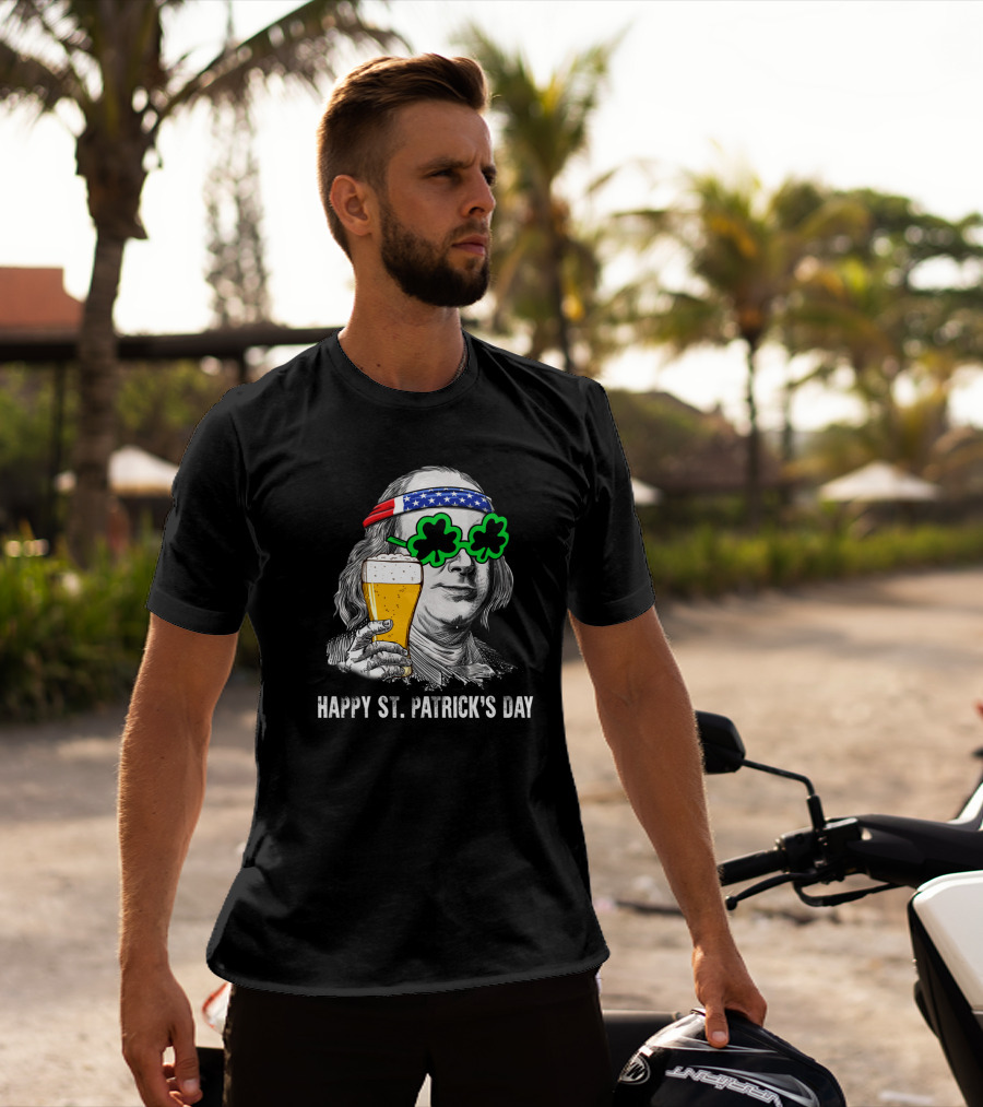 Happy St. Patrick's Day George Washington Beer Clover Glasses T-Shirt