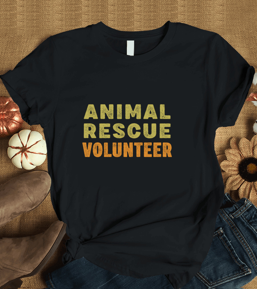 Animal Rescue Volunteer Wildlife Bird Rescue T-Shirt