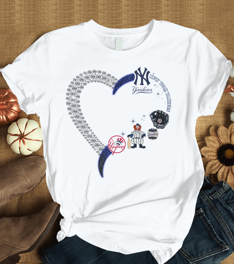 New York Yankees Heart Design with Baseball Elements T-Shirt
