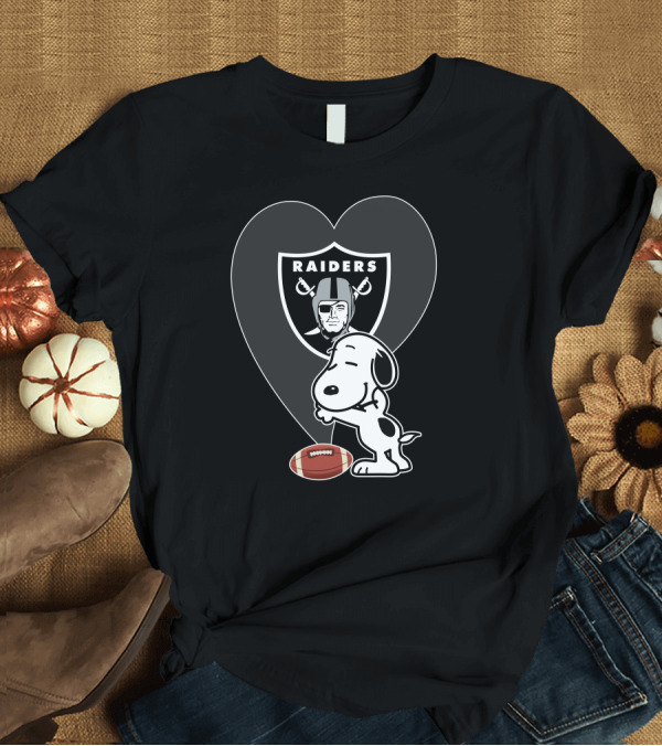 T-Shirt: Las Vegas Raiders Snoopy Football Heart Hug T-Shirt Las Vegas Raiders Snoopy Football Heart Hug T-Shirt
