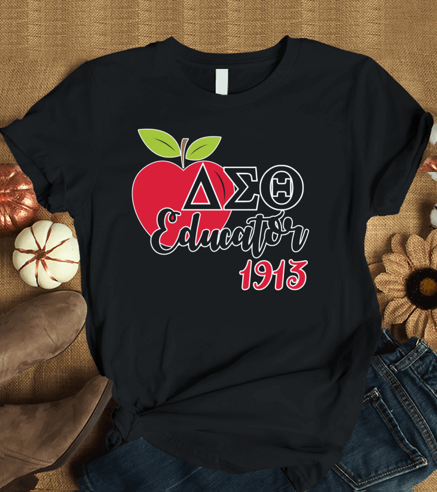 Delta Sigma Theta Educator 1913 Apple T-Shirt
