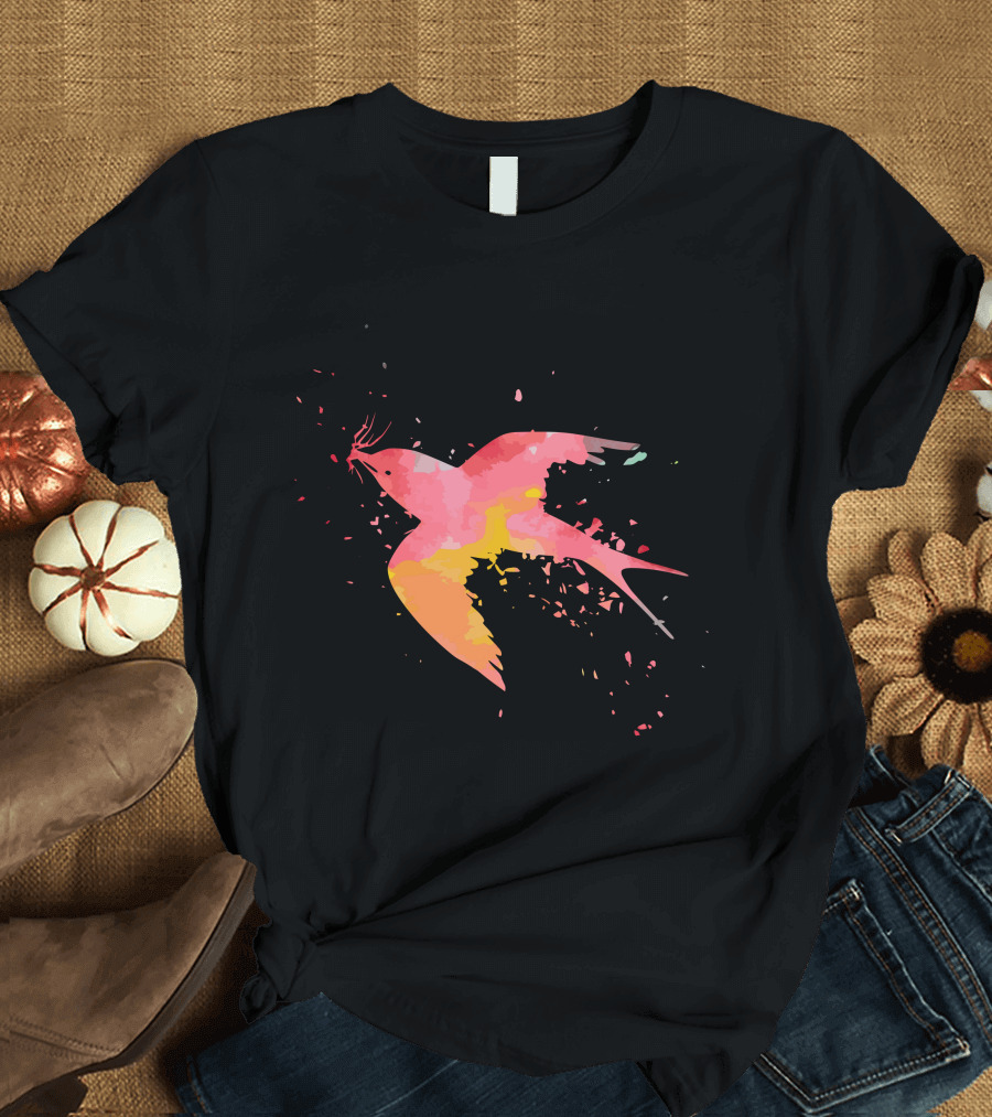 Swallow Swift Martin Colorful Minimalist Bird Art Fashion T-Shirt