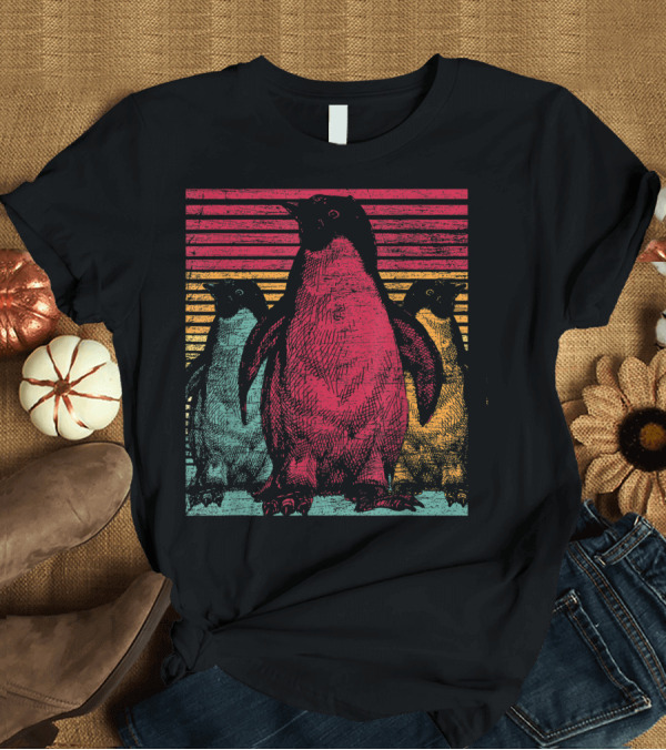 T-Shirt: Retro Penguin Vintage Stripes Trio T-Shirt Retro Penguin Vintage Stripes Trio T-Shirt