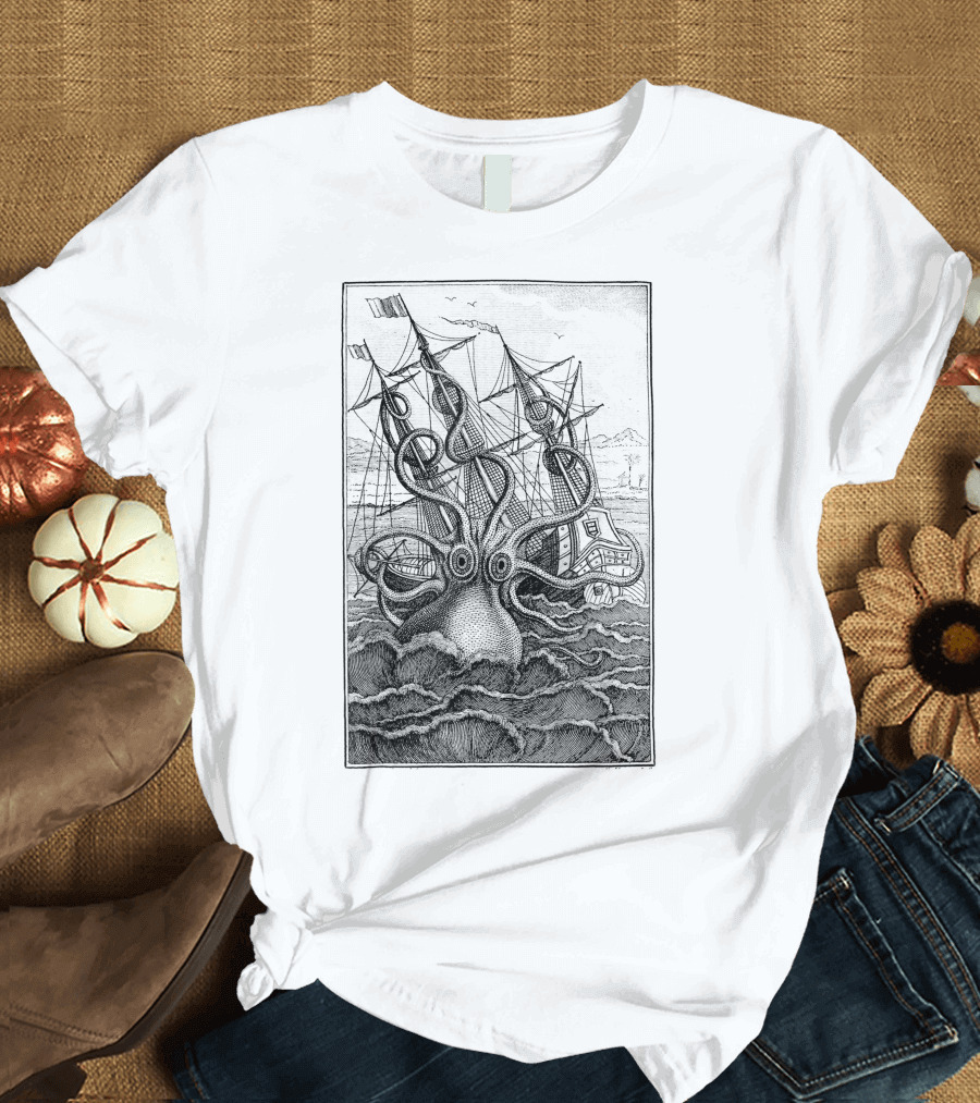 Giant Octopus Pirate Ship Vintage Kraken Sailing Squid Ocean Adventure T-Shirt