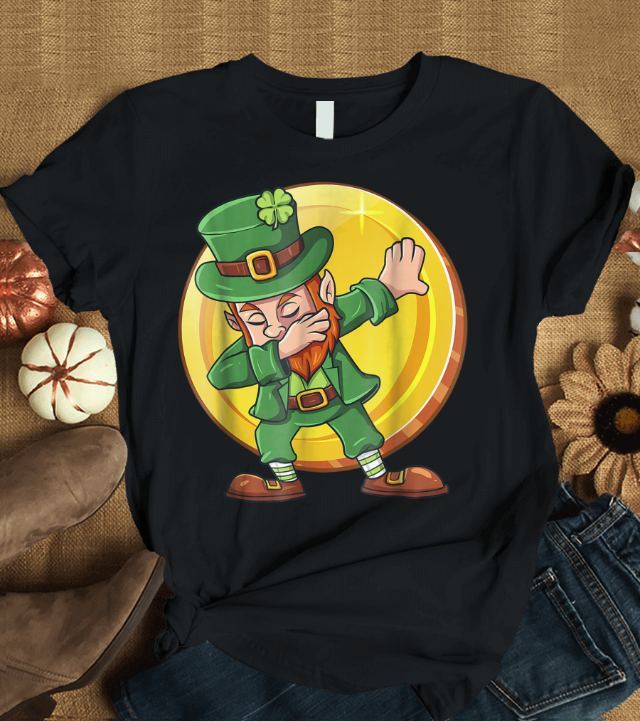Dabbing Leprechaun with Large Gold Coin and Shamrock Hat T-Shirt