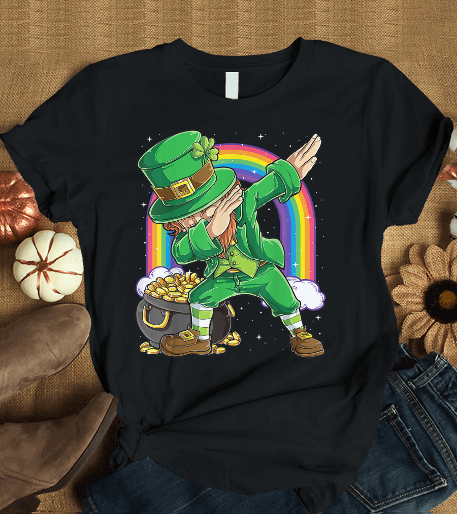 St Patricks Day Dabbing Leprechaun with Pot of Gold and Rainbow T-Shirt