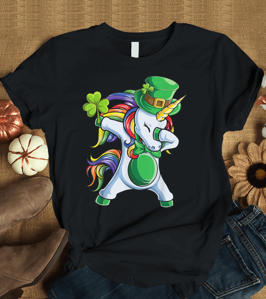Dabbing Unicorn St Patricks Day Leprechaun Rainbow Lepricorn T-Shirt