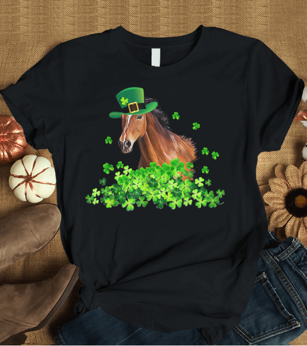 T-Shirt: Horse With Shamrock St. Patrick's Day T-Shirt Horse With Shamrock St. Patrick's Day T-Shirt