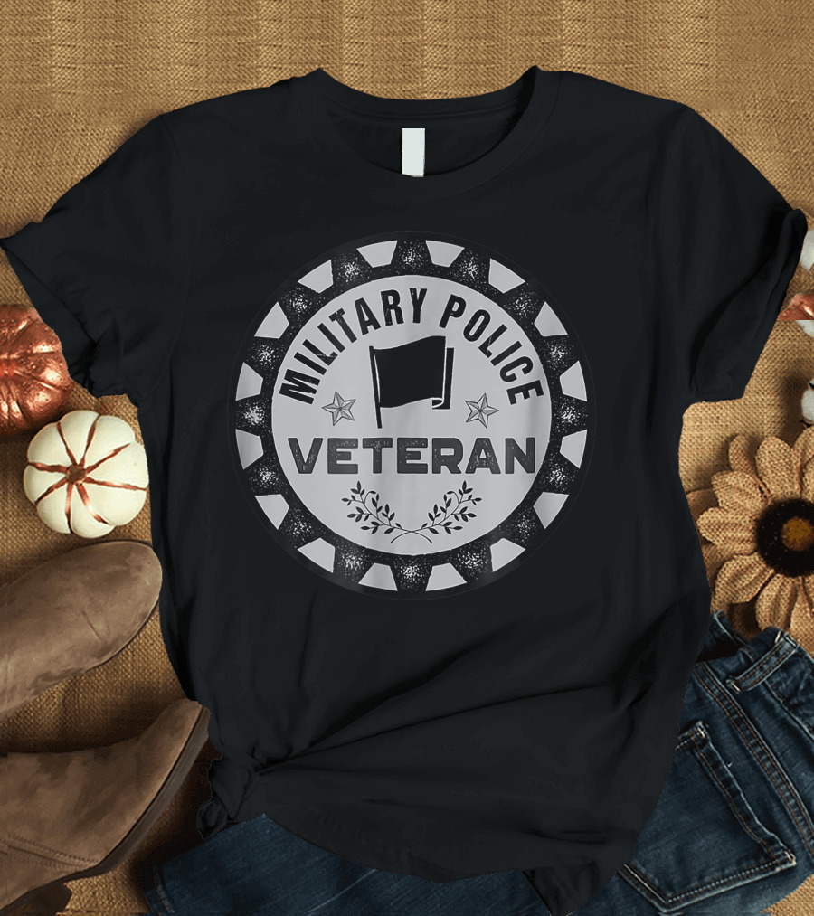 Military Police Veteran Round Emblem with Stars and Flag T-Shirt
