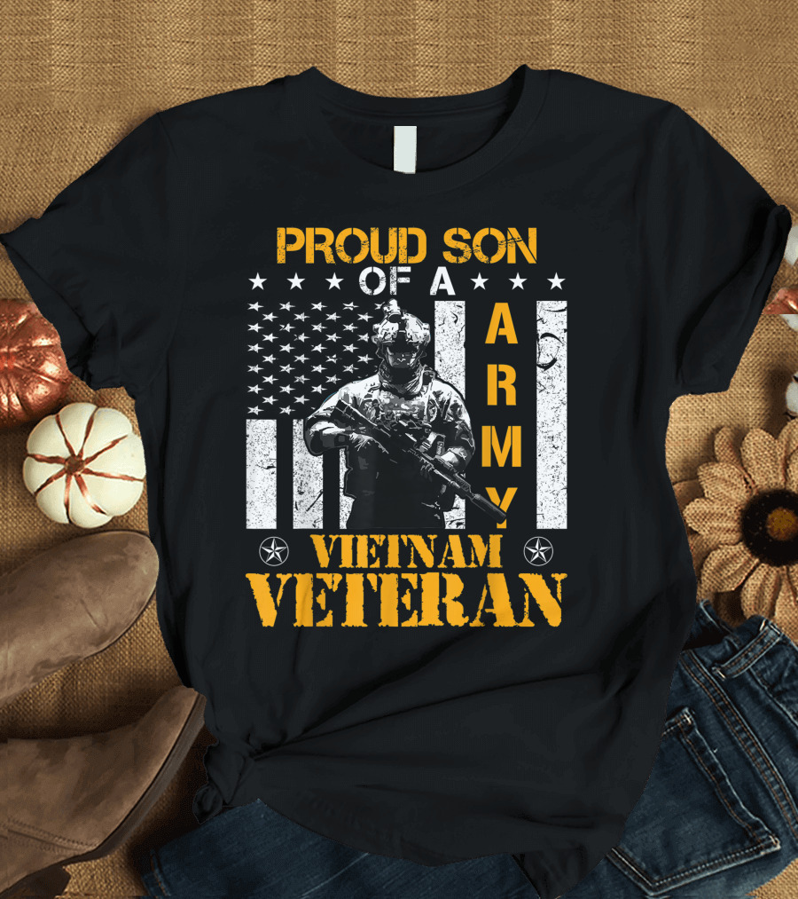 Proud Son of a Army Vietnam Veteran Rifle Soldier T-Shirt