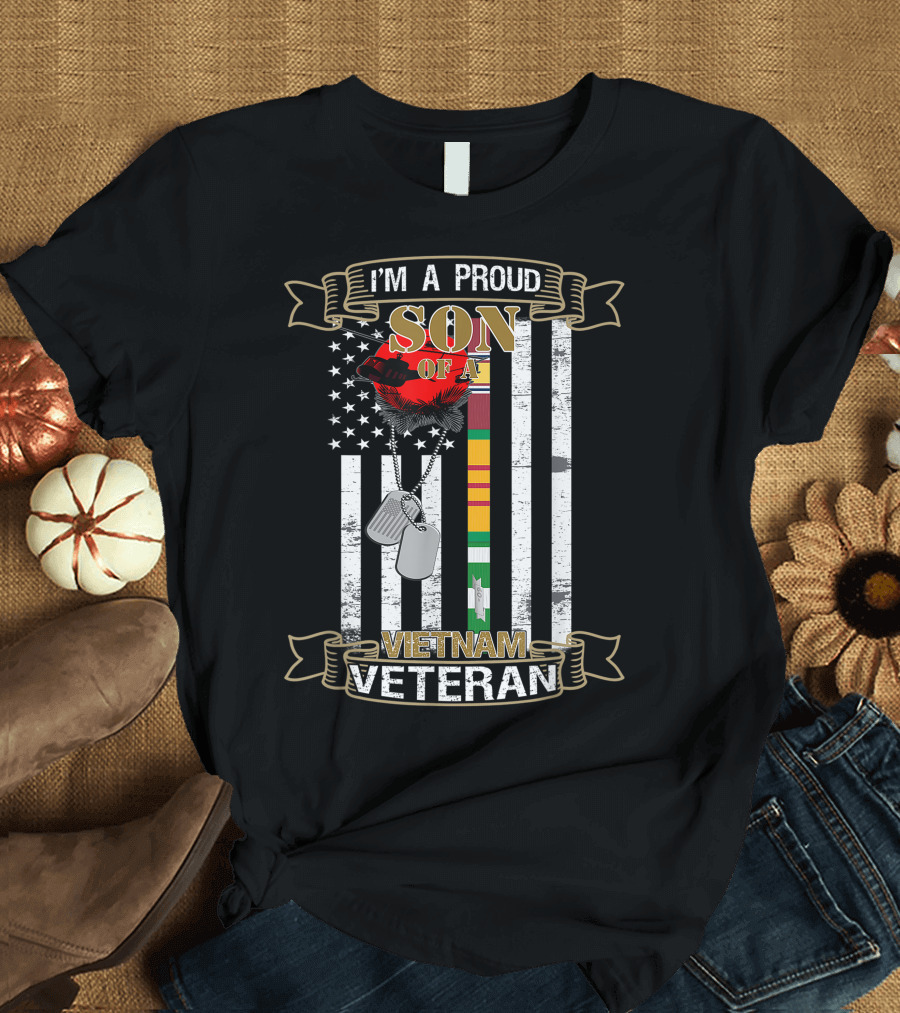 I'M A Proud Son of a Vietnam Veteran American Flag Dog Tags T-Shirt
