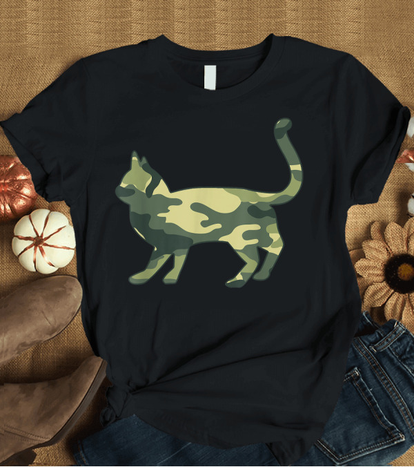 T-Shirt: Military Camo Cat Print Burmese US Veteran Kitty T-Shirt Military Camo Cat Print Burmese US Veteran Kitty T-Shirt