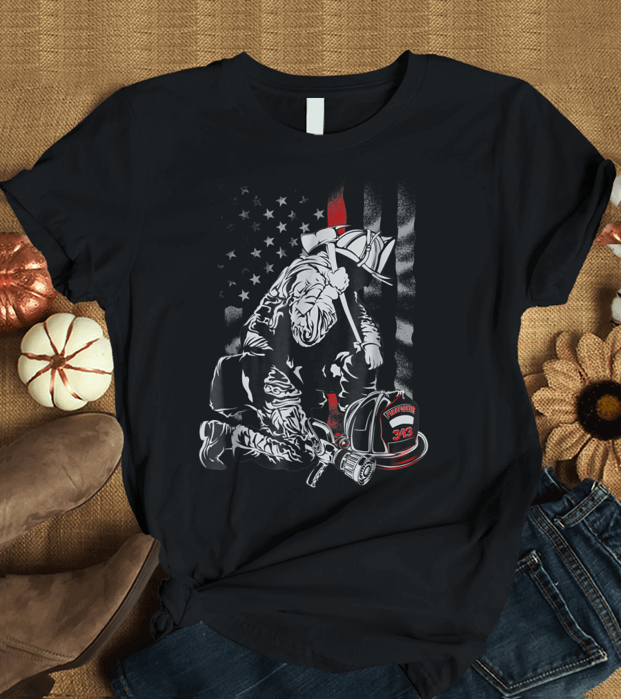 Fireman Kneeling American Flag Thin Red Line Firefighter Helmet 343 T-Shirt