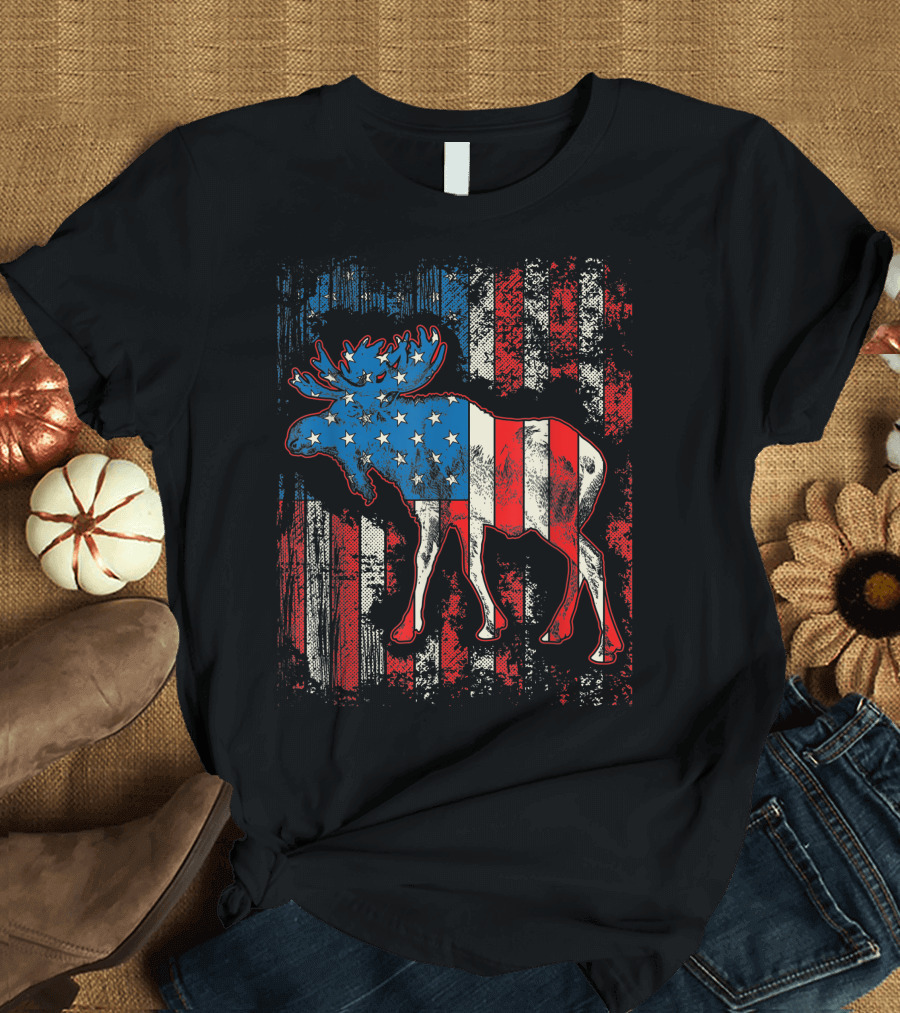 Moose American Flag USA Men Hunting Patriotic Wildlife T-Shirt