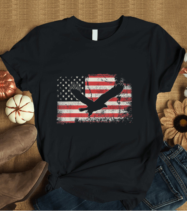 T-Shirt: Eagle American Flag Vintage 4th July Patriotic T-Shirt Eagle American Flag Vintage 4th July Patriotic T-Shirt