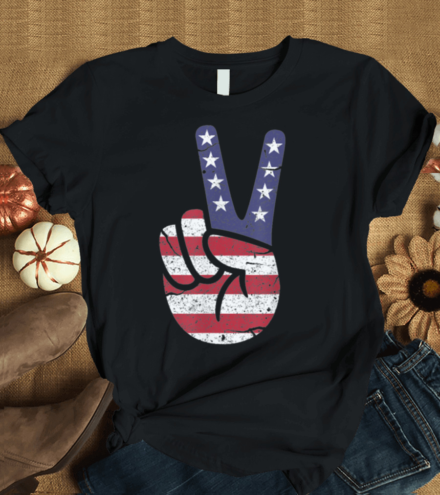 American Flag Peace Sign Hand Fourth Of July Stars and Stripes Victory Gesture T-Shirt