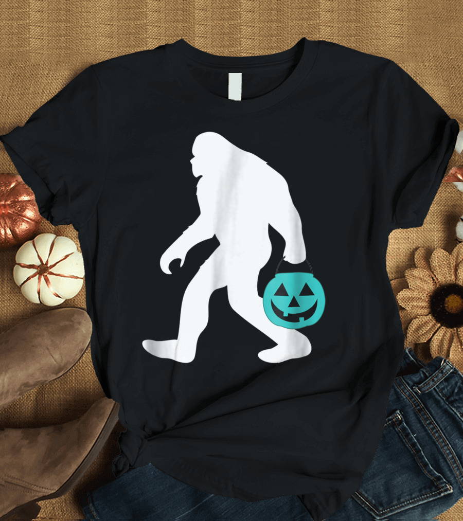 Bigfoot Halloween Teal Pumpkin Food Allergy Awareness Costume T-Shirt