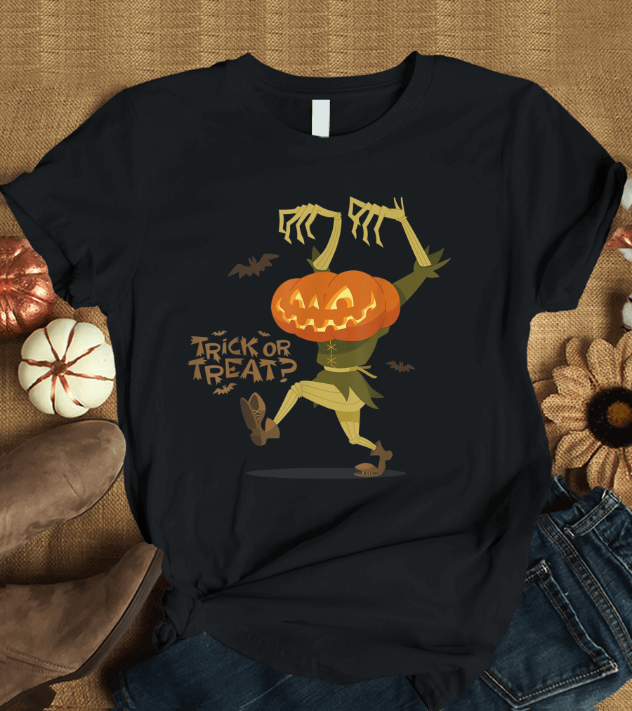 Trick Or Treat Pumpkin Zombie Dancing with Bats T-Shirt
