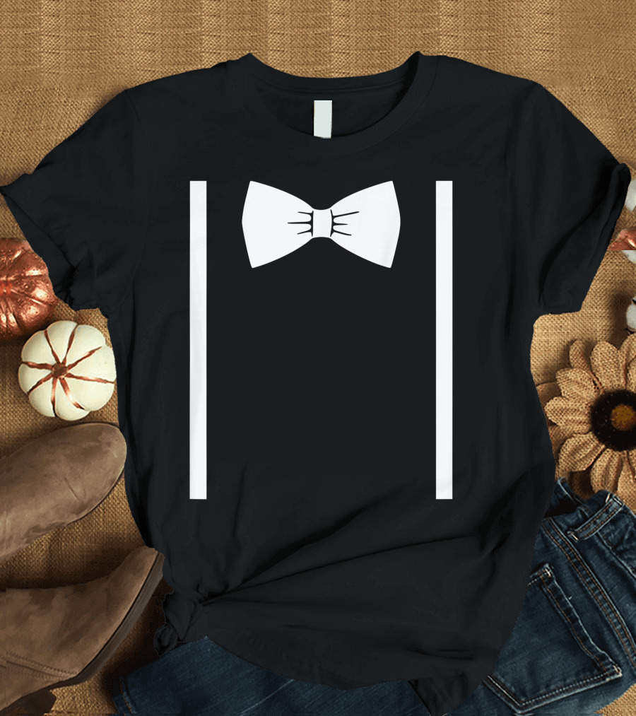 Bow Tie Suspenders Funny Simple Costume Suit Joke for Halloween T-Shirt