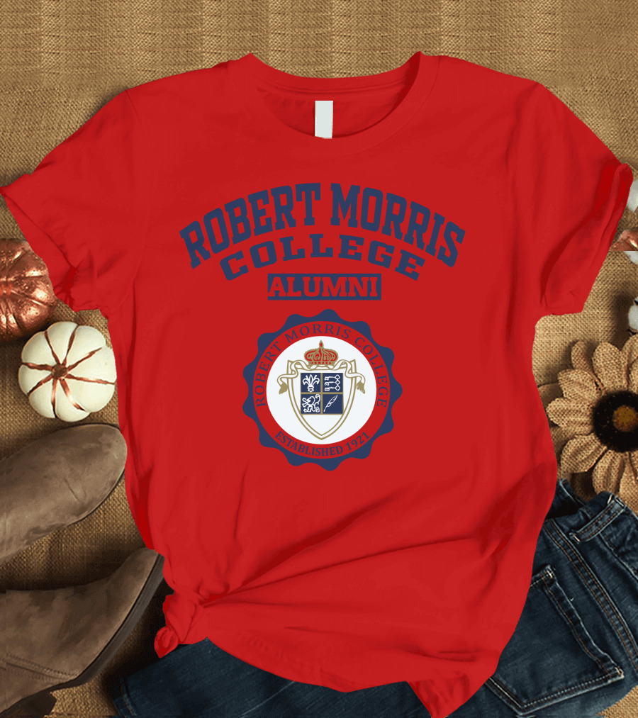 Robert Morris College Alumni Established 1921 Crest T-Shirt