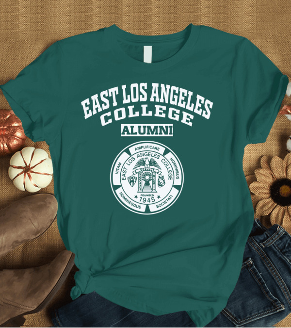 T-Shirt: East Los Angeles College Alumni Seal Vitam Amplificare Hominibus 1945 T-Shirt East Los Angeles College Alumni Seal Vitam Amplificare Hominibus 1945 T-Shirt