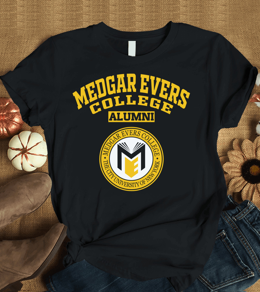 Medgar Evers College Alumni The City University of New York T-Shirt