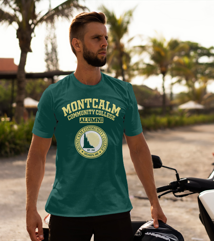 Montcalm Community College Alumni Est. 1965 Sidney MI T-Shirt
