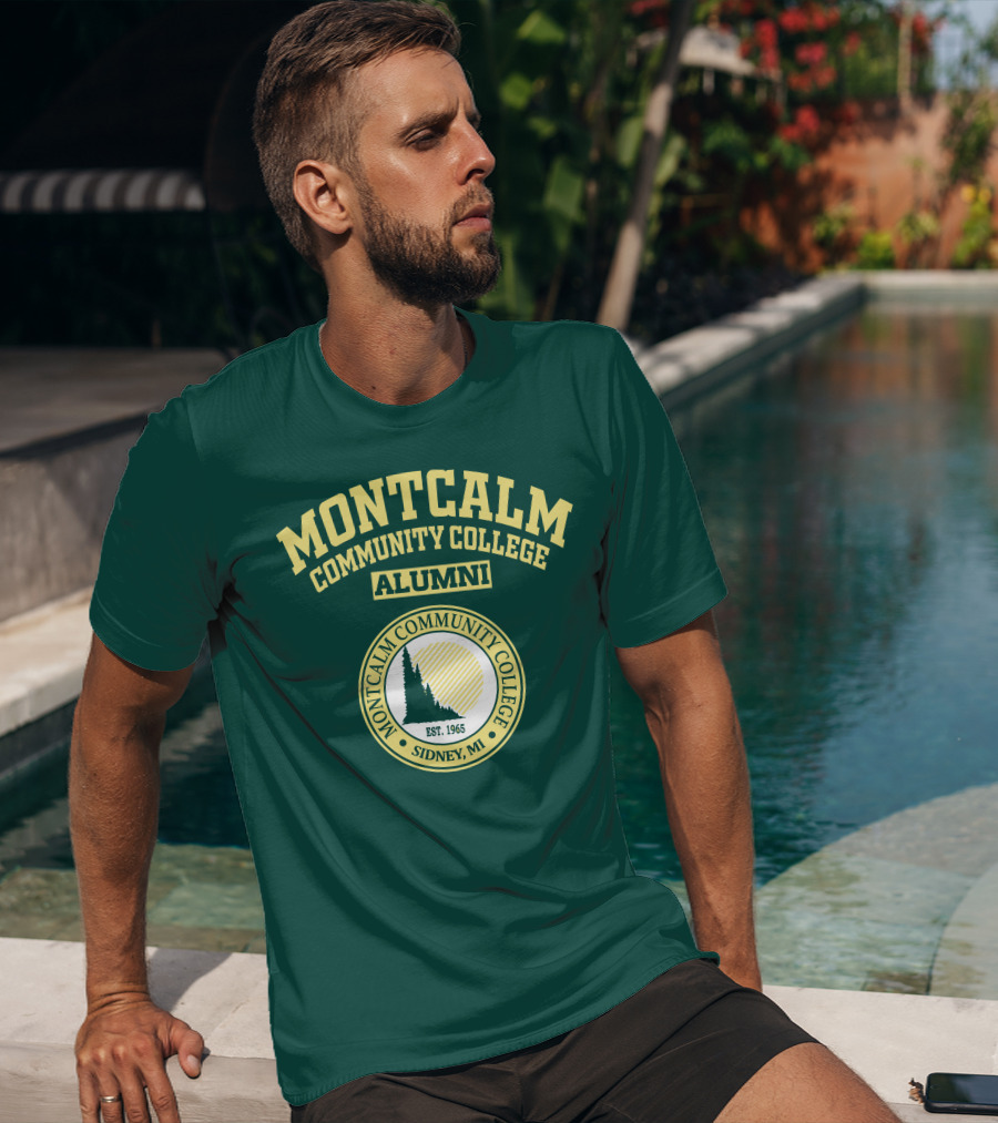 Montcalm Community College Alumni Est. 1965 Sidney MI T-Shirt