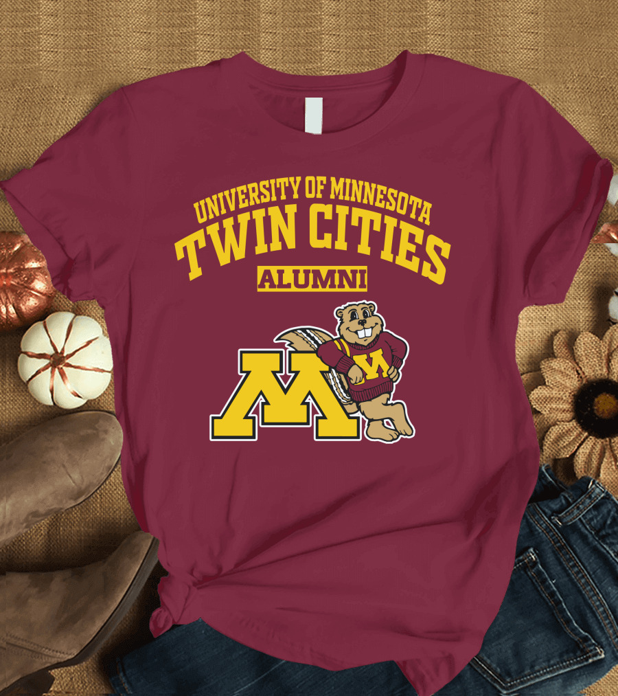 University of Minnesota Twin Cities Alumni Goldy Gopher M T-Shirt