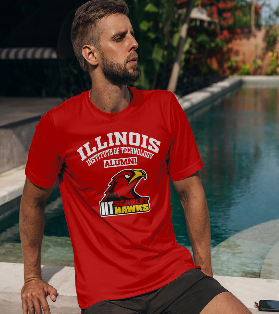 ILLINOIS INSTITUTE OF TECHNOLOGY ALUMNI IIT SCARLET HAWKS T-Shirt