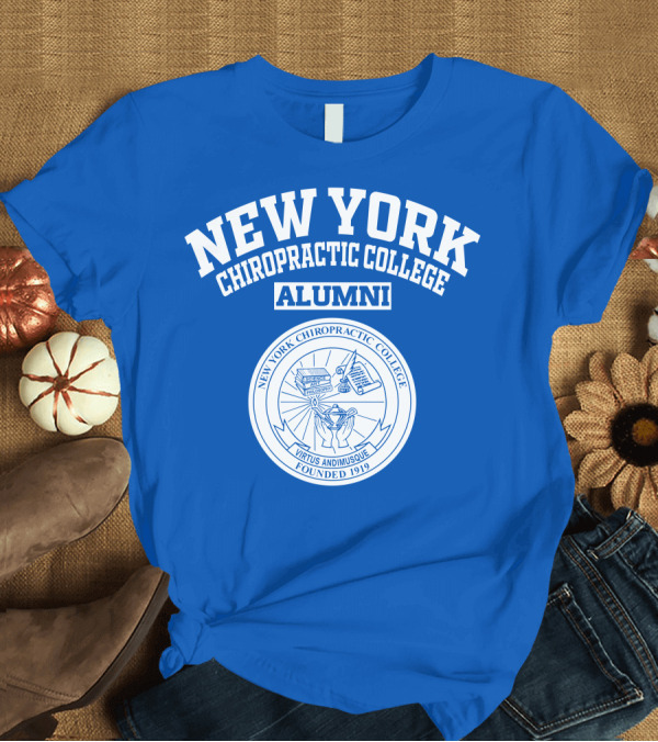 T-Shirt: New York Chiropractic College Alumni Seal Founded 1919 Virtus Adimusque T-Shirt New York Chiropractic College Alumni Seal Founded 1919 Virtus Adimusque T-Shirt