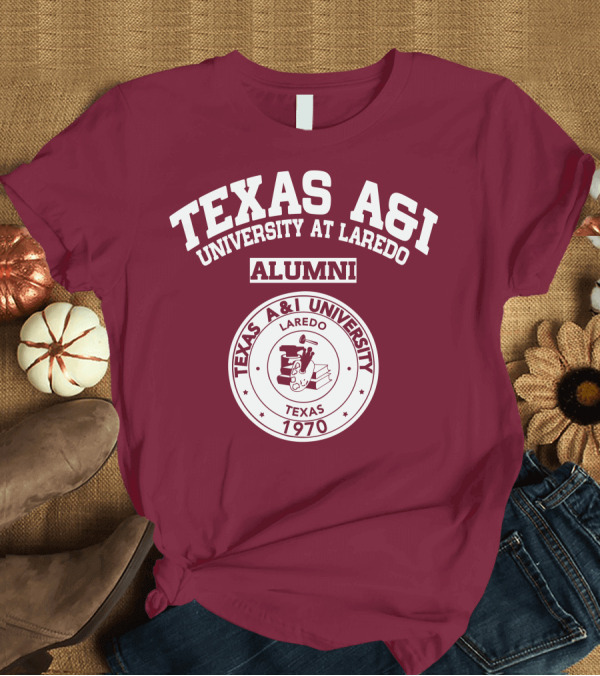 T-Shirt: Texas A&I University at Laredo Alumni 1970 T-Shirt Texas A&I University at Laredo Alumni 1970 T-Shirt