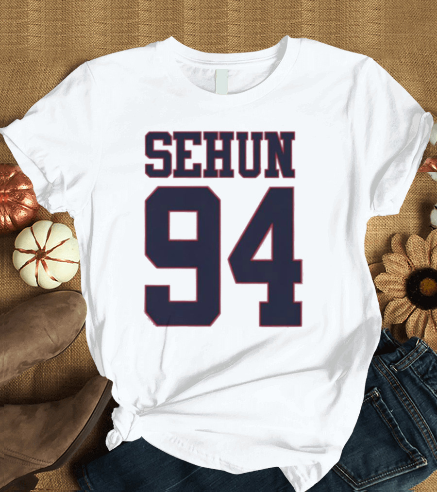 Sehun 94 Love Me Right Exo Kpop Band T-Shirt
