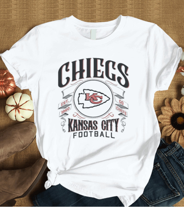 T-Shirt: Kansas City Chiefs Football Go Chiefs Est 1960 KC T-Shirt Kansas City Chiefs Football Go Chiefs Est 1960 KC T-Shirt