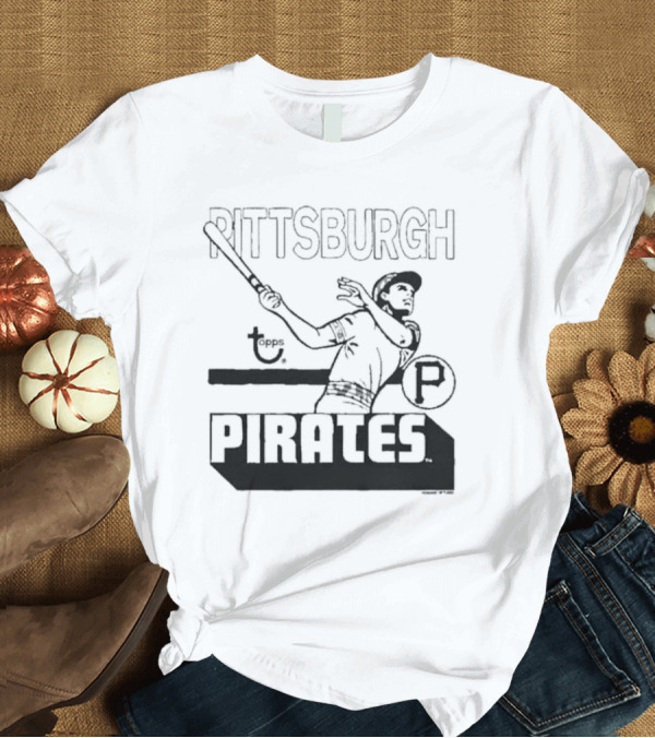 T-Shirt: Pittsburgh Pirates Topps Retro Baseball Player T-Shirt Pittsburgh Pirates Topps Retro Baseball Player T-Shirt